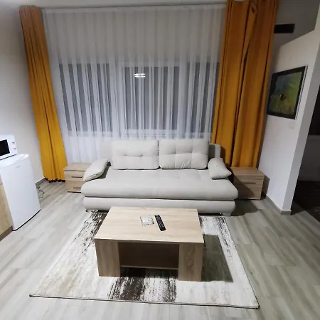 Apartamento Crown Escópia