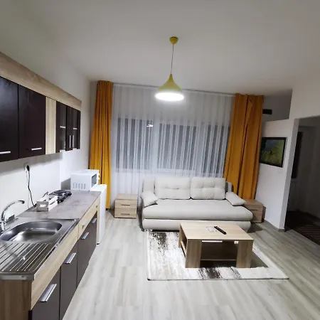 Crown Apartment